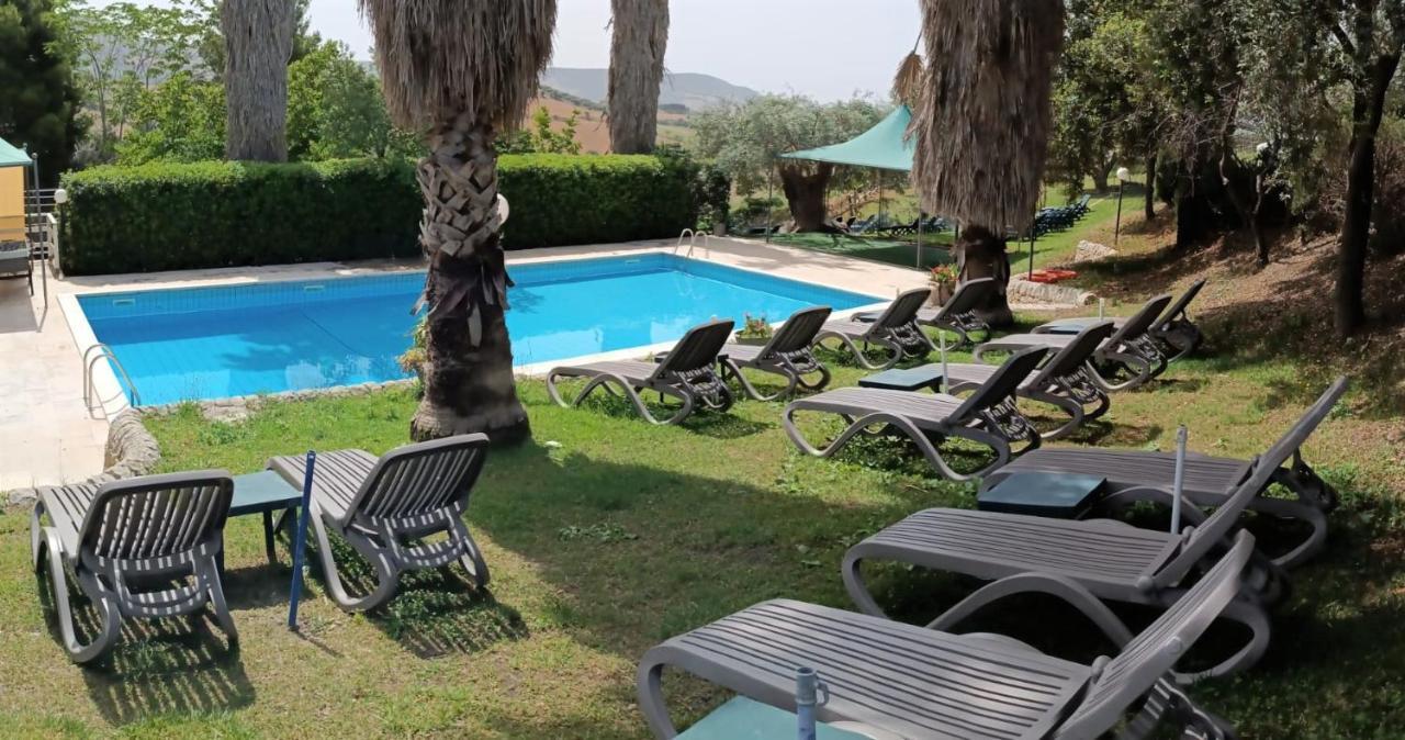 Agriturismo Giannavi 팔라쫄로 아크레이데 외부 사진