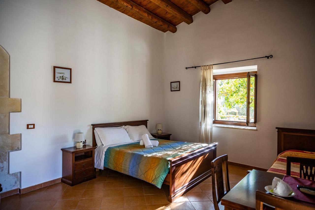 Agriturismo Giannavi 팔라쫄로 아크레이데 외부 사진